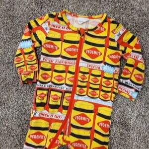 Peter Alexander Baby Vegemite Print Zipper Pajamas Romper 12-18 Months